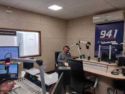 Padre SebastiÃ£o Gulart participa do Programa Tarde em Movimento 